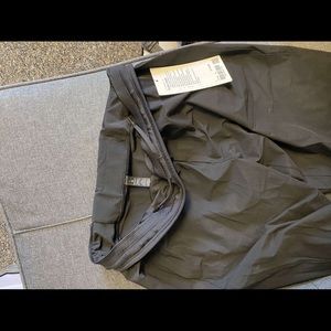 Lululemon 29” Men’s Surge Joggers